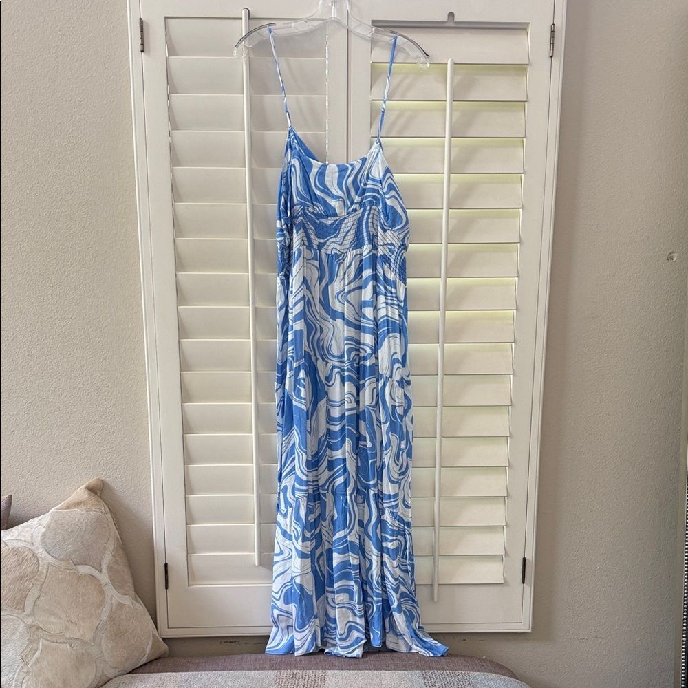 Fourteenth Place Blue and White Swirl Maxi Dress - Picture 3 of 3